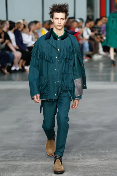 Look 22